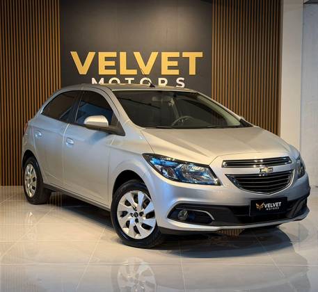 CHEVROLET ONIX 1.4 MPFI LT 8V FLEX 4P MANUAL CHEVROLET ONIX 1.4 MPFI LT 8V FLEX 4P MANUAL